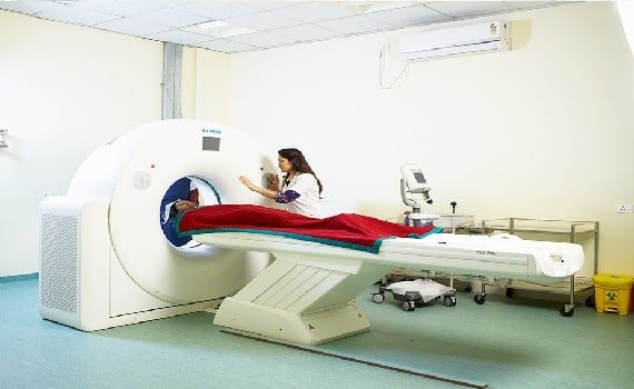 dr._d.y._patil_medical_college_hospital_and_research_centre_ct_scan-min