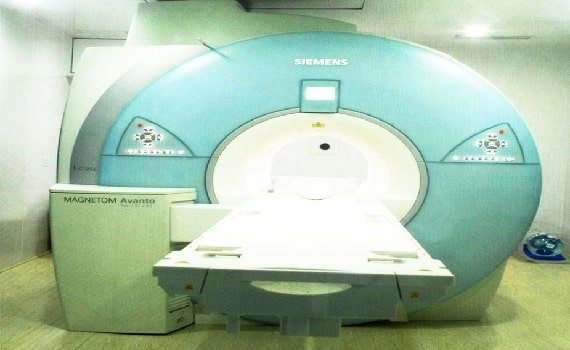 dr._d.y._patil_medical_college_hospital_and_research_centre_mri_scan-min